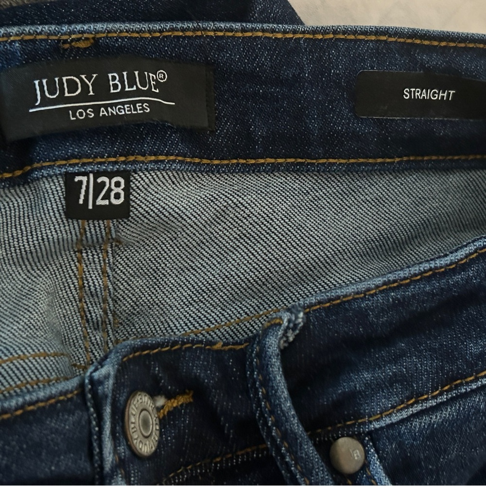New Condition Judy Blue size 7/28 Straight Leg Non-Distressed jeans - Picture 6 of 6